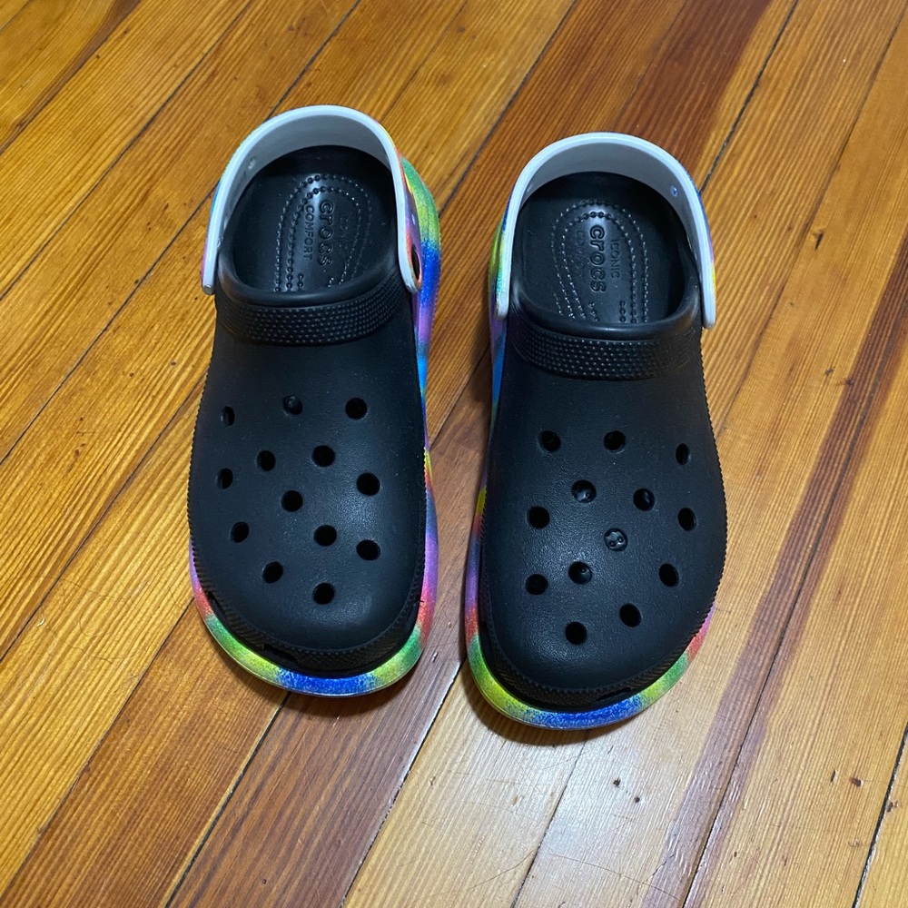 Crocs - Picture 3 of 4
